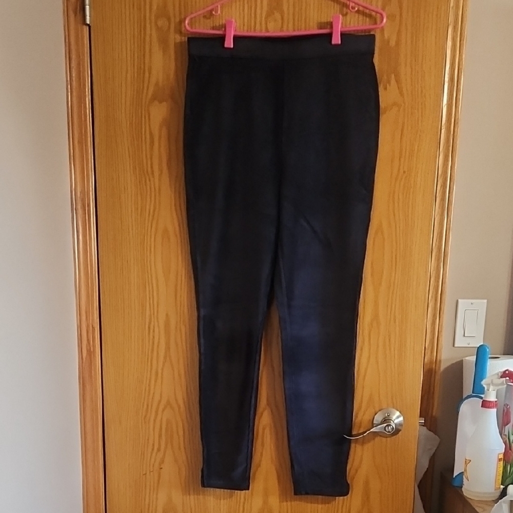 HUE New Navy Blue Leggings